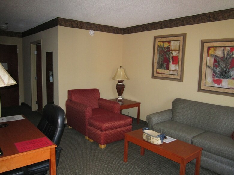 Hotel Country Hearth Inn & Suites