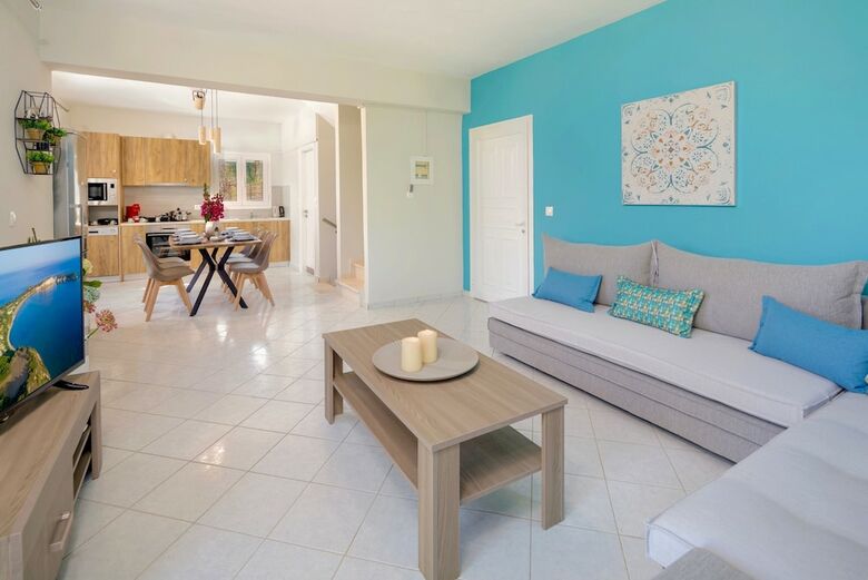 Villa Keri Sea