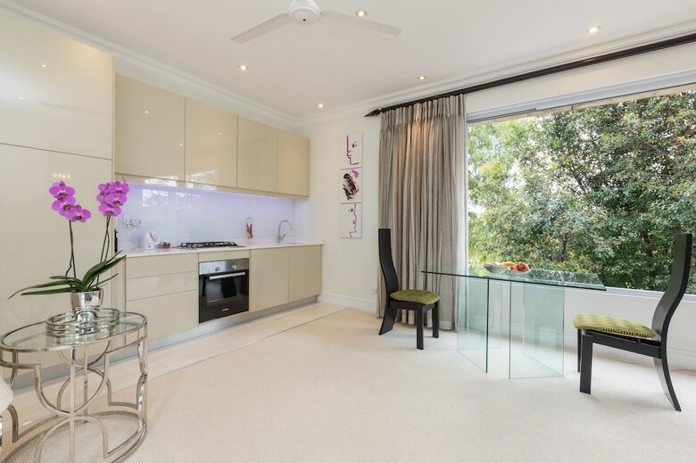 Apartamentos Melrose Executive Suites