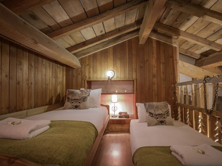 Chalet Bivouac By Chardons