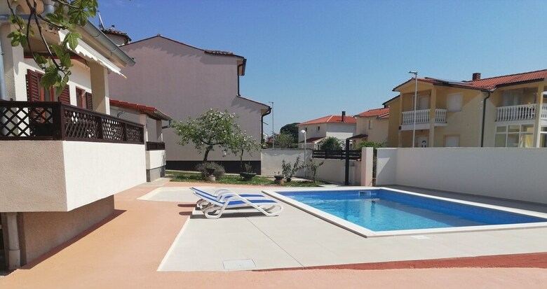 Apartments Rudez