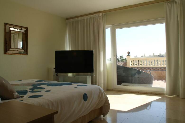 Apartamentos Espectacular �tico En Puerto Marina