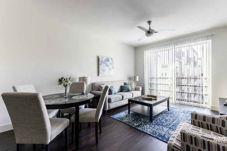 Apartamentos Urbanlights At Legacy West