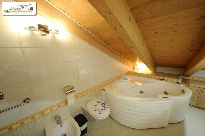 Chalet Lucky