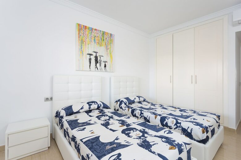 Royal Marina Golf Apartments