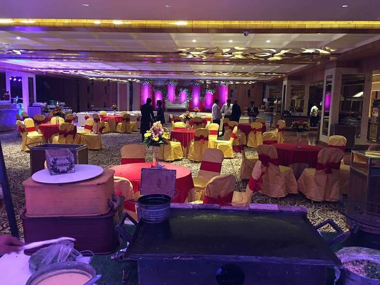 Hotel The Utsav Grand Banquets & Resort