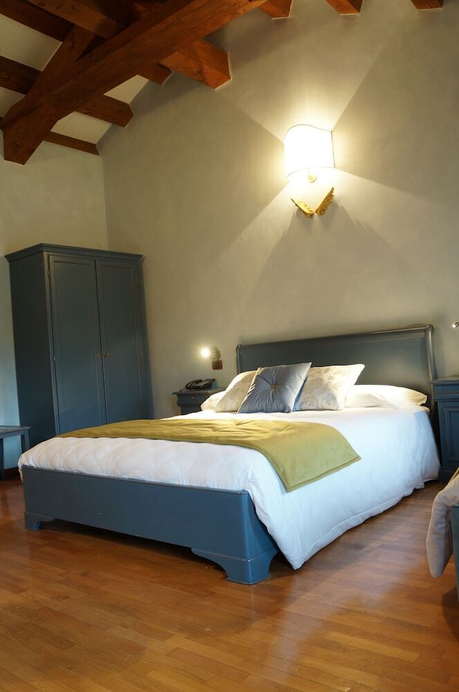 Hotel La Tavernetta Al Castello