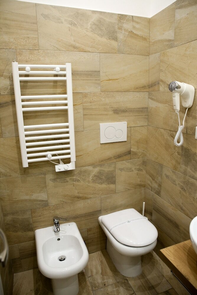 Hotel Vatican Comfort Suites