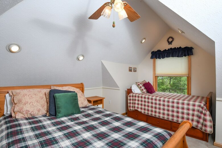 Moon Tower 4 Bedroom House