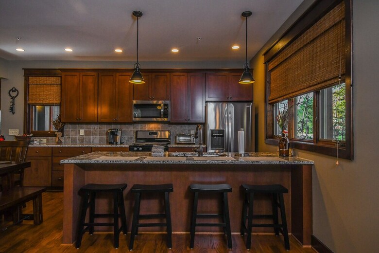 Once In A Blue Moon 5 Bedroom House