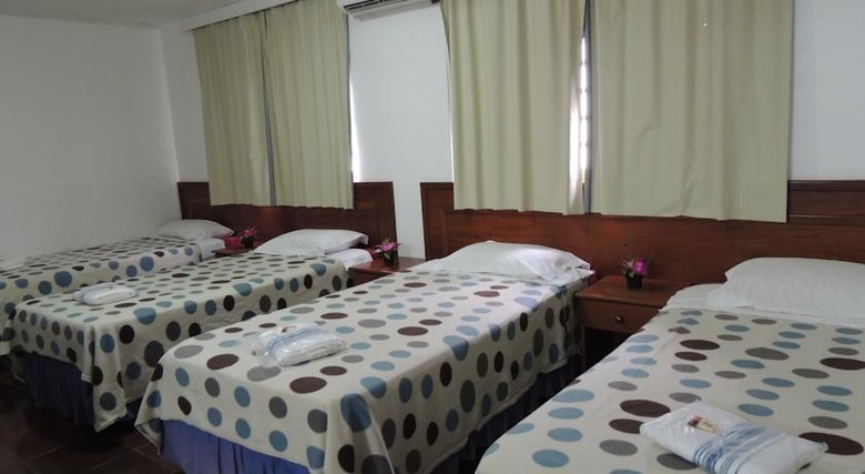 Hotel Ht Su�tes Mobiliadas