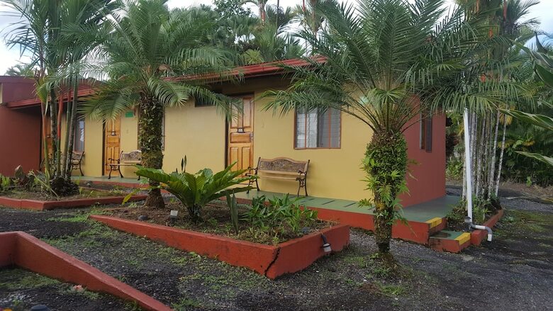 Hotel Destinos Arenal