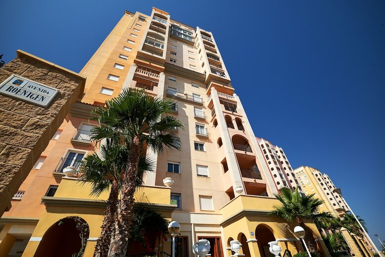 Apartment Sea View In Luxury Building