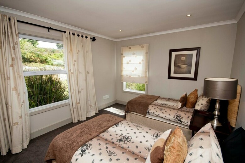 5 Nantucket