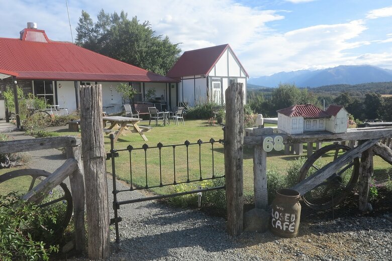 Bed & Breakfast Tophouse Historic Inn