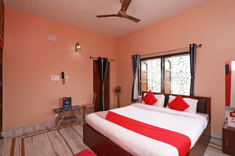 Hotel Oyo 14760 Swagath Guest House