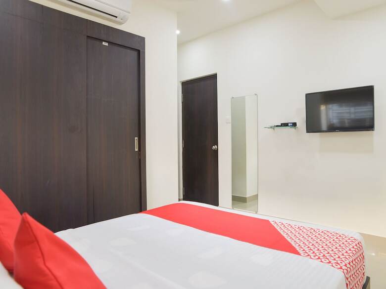 Hotel Oyo 14862 Nk7