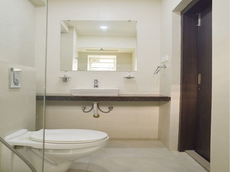 Hotel Oyo 14862 Nk7