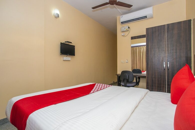 Hotel Oyo 12965 Archana Comforts