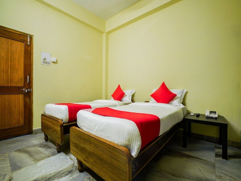 Hotel Oyo 19121 V G Guest House