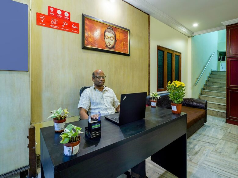 Hotel Oyo 19121 V G Guest House