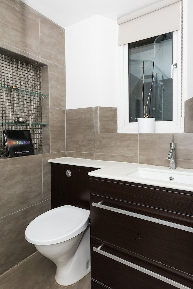 2 Bedroom Apartment In Nottinghill