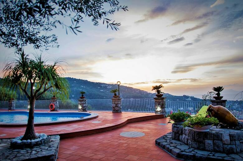 Villa Sara - Stunning Sea View With Private Swimming Pool