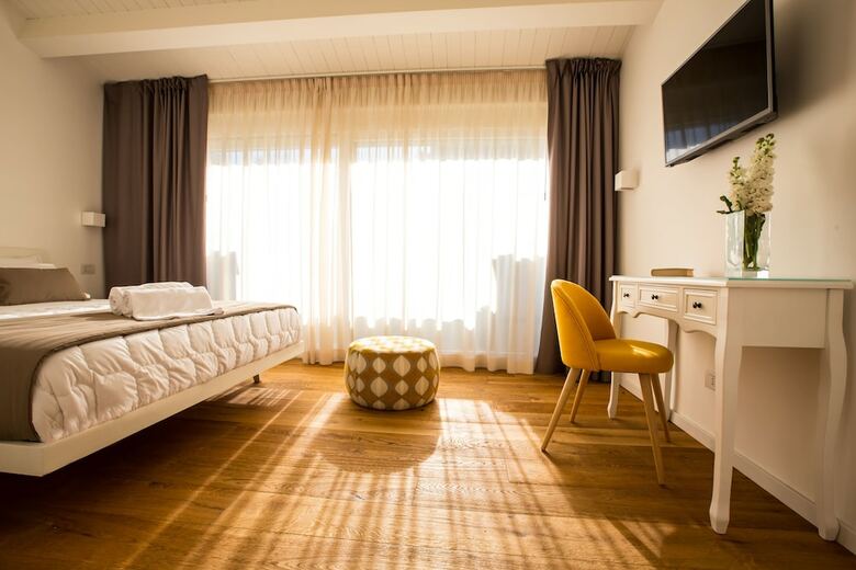 Plebis B&B