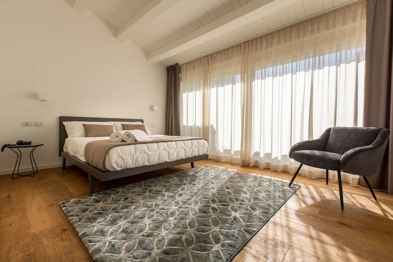 Plebis B&B