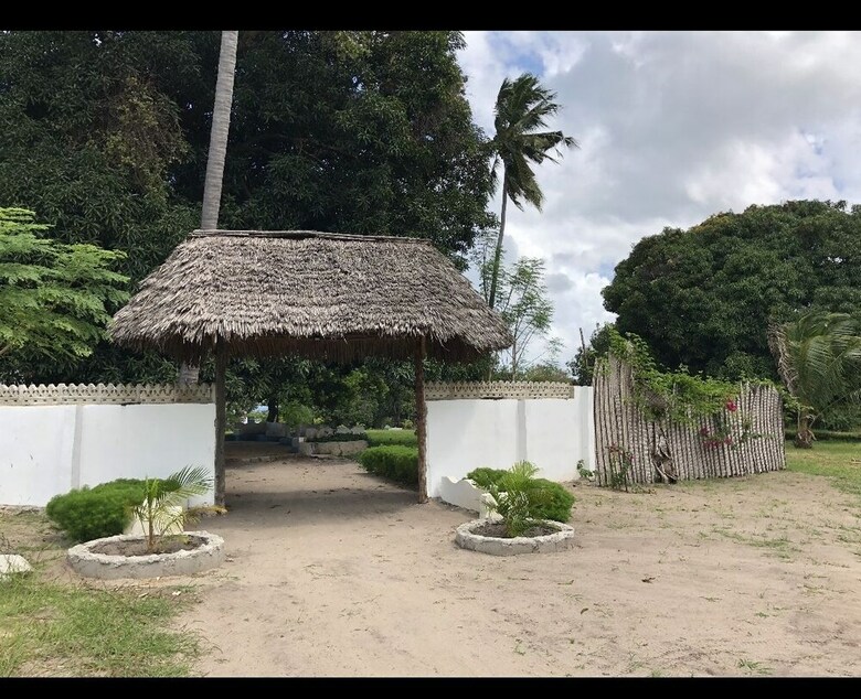Posada Sea Front Mafia Lodge
