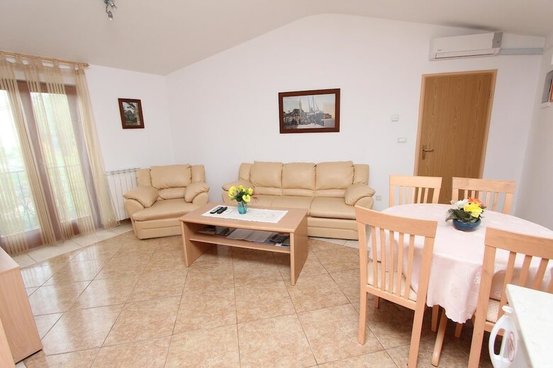 Hotel Apartments Liliana
