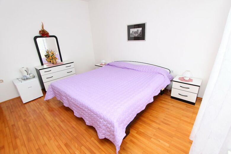 Apartamentos Guests House Sanja