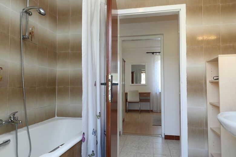 Apartments Knezovic