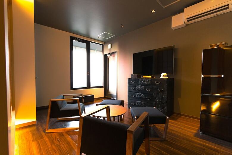 Apartamentos Konjaku-so Dotonbori Garden Spa Stay