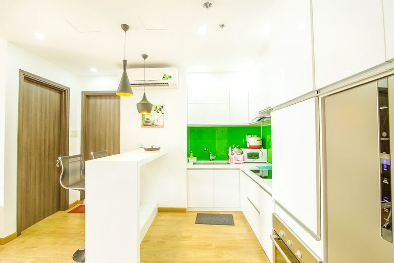 Henry Apartment Sunrise City