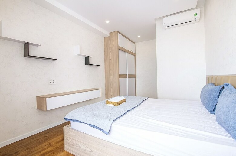 Henry Apartment Sunrise City