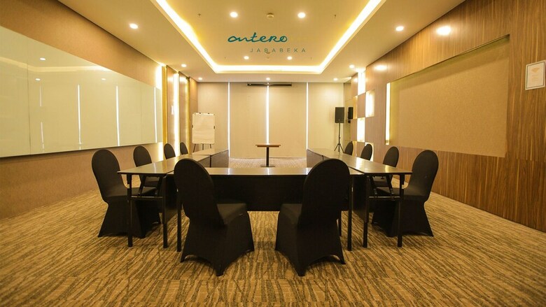 Antero Hotel Jababeka