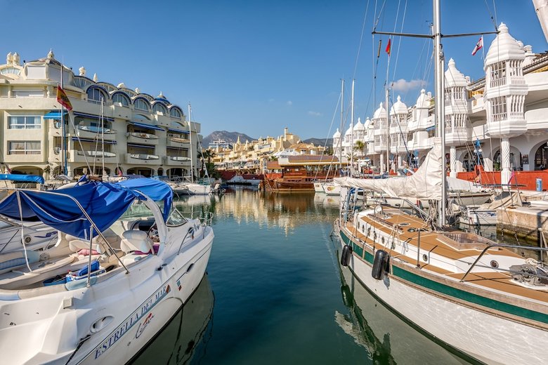 Apartamentos Solaga - Puerto Marina