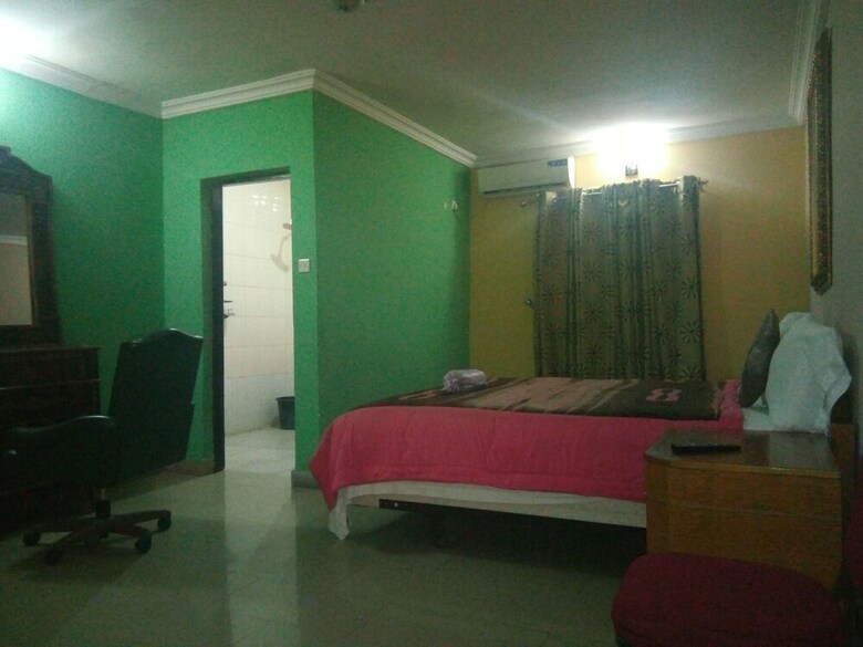 Deroma Hotels & Suites