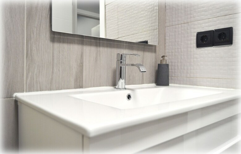 Grey Apartment By Jc
