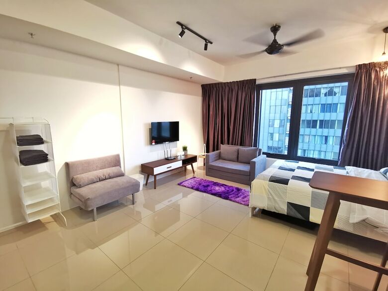 Tropicana 218 Suites