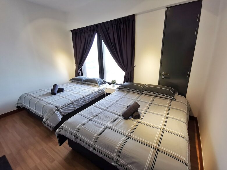 Tropicana 218 Suites