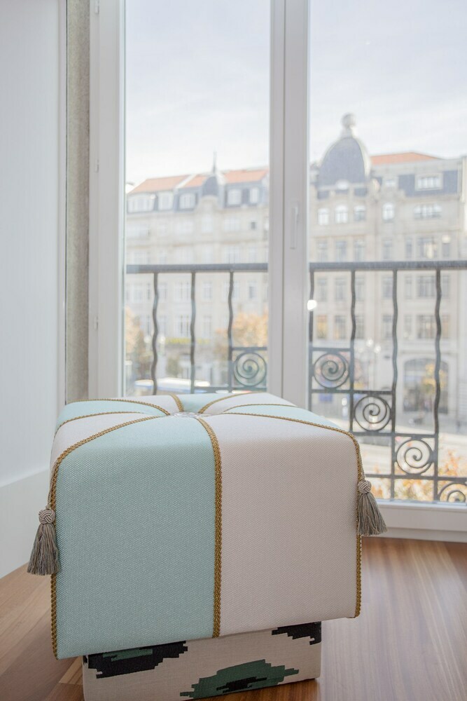 Liiiving - Aliados Luxury Apartments