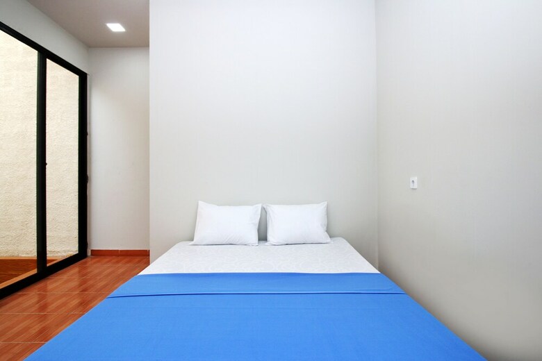 Hostal Kamar Keluarga Fatmawati