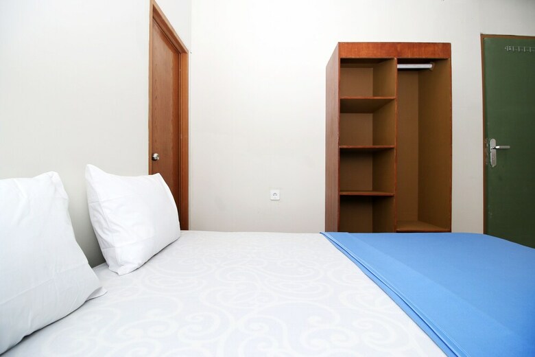 Hostal Kamar Keluarga Fatmawati