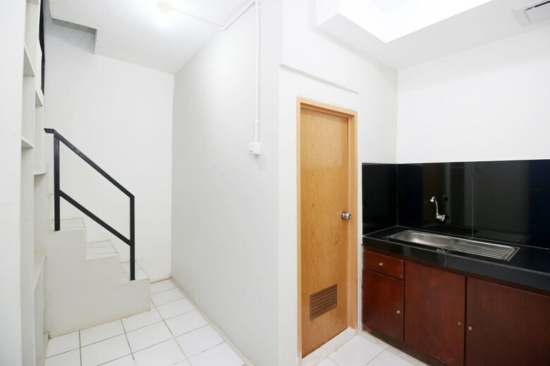 Hostal Kamar Keluarga Fatmawati