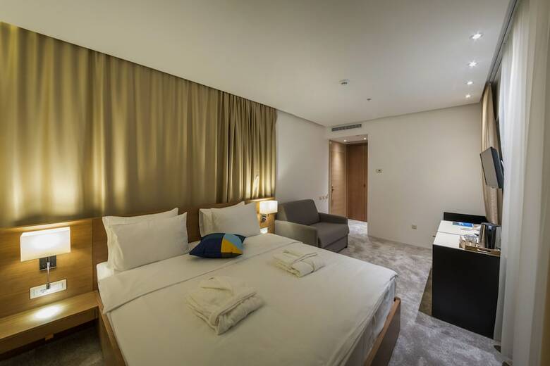 Hotel Harmonia By Dukley