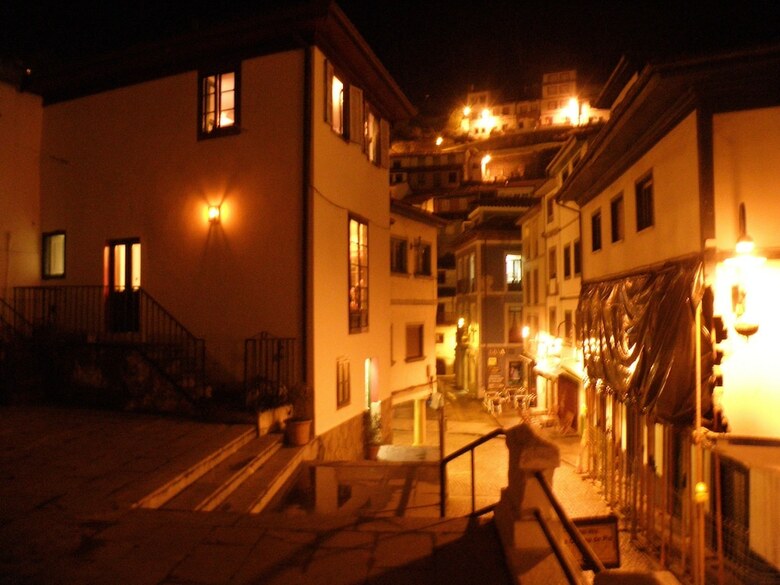 The Old Palace Tower / La Torre Del Palaci�n