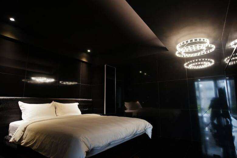Hotel The Fantasy Apartment