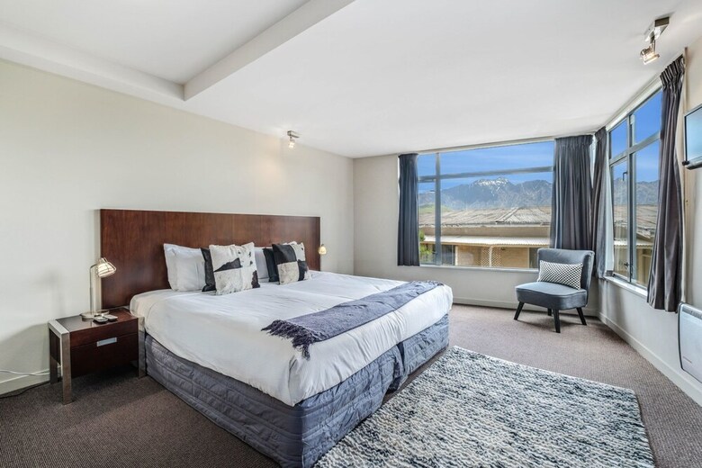Scenic Queenstown Apartment